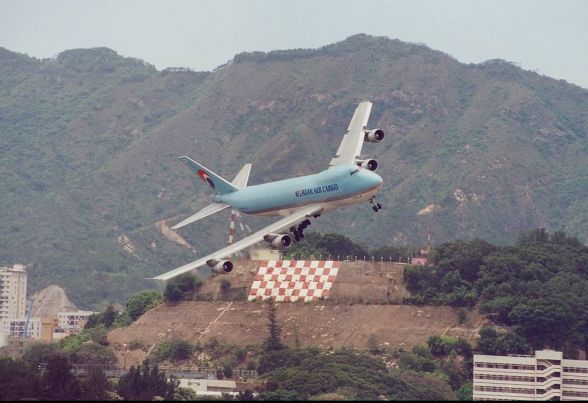 kai_tak_hong_kong_aeroport__2_.jpg