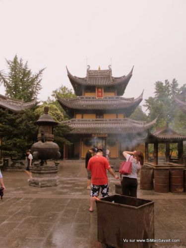 longhua_temple__3_.JPG