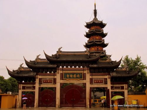 longhua_temple.JPG